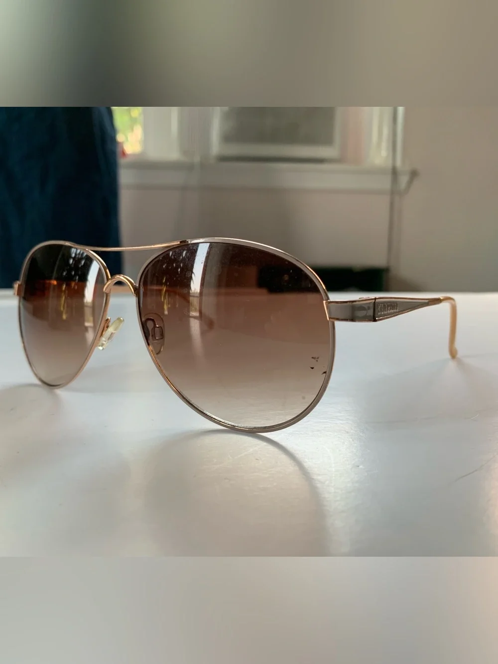 Aviator Sunglasses with Brown Gradient Lenses